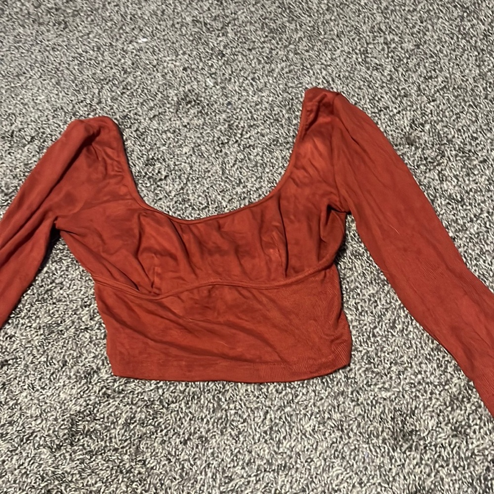 Et clet Maroon/orange crop top with cross back